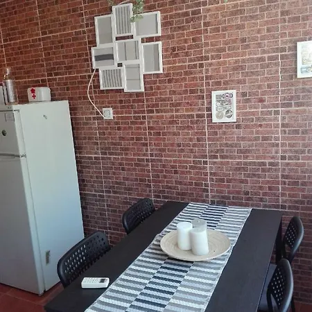 La Casita De La Plaza * غيساندو