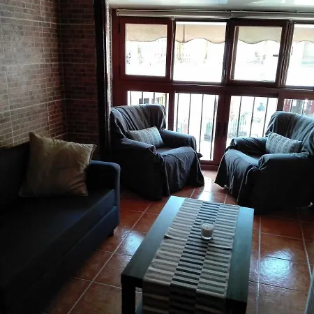 La Casita De La Plaza بيت للعطل *